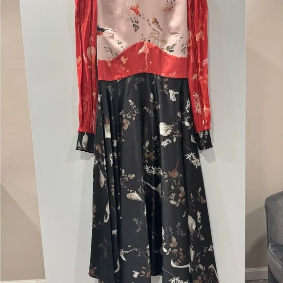 AllSaints Norah Fabia Long Sleeve Handkerchief Hem Midi Dress - Picture 6 of 9